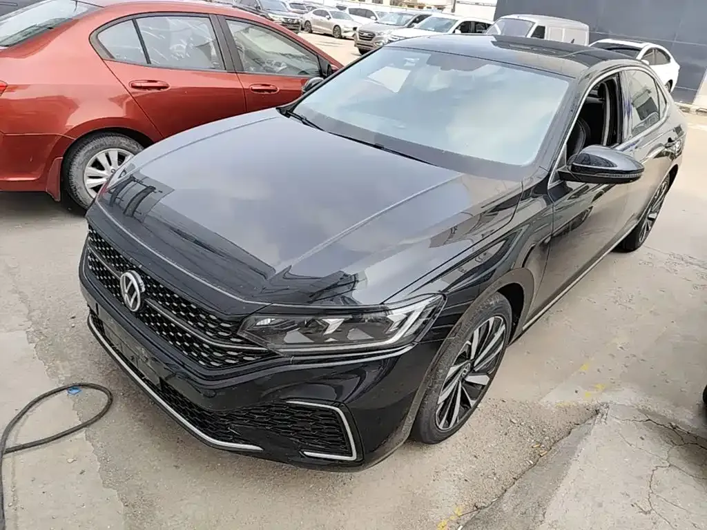 Volkswagen Passat — фото 4