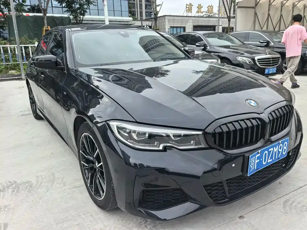 BMW 3 Series 2022 из CN, фото 8