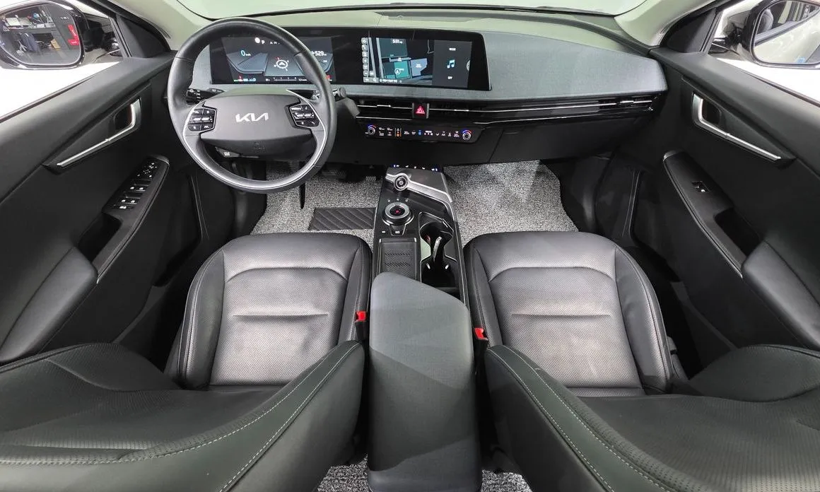 Kia EV6 — фото 7