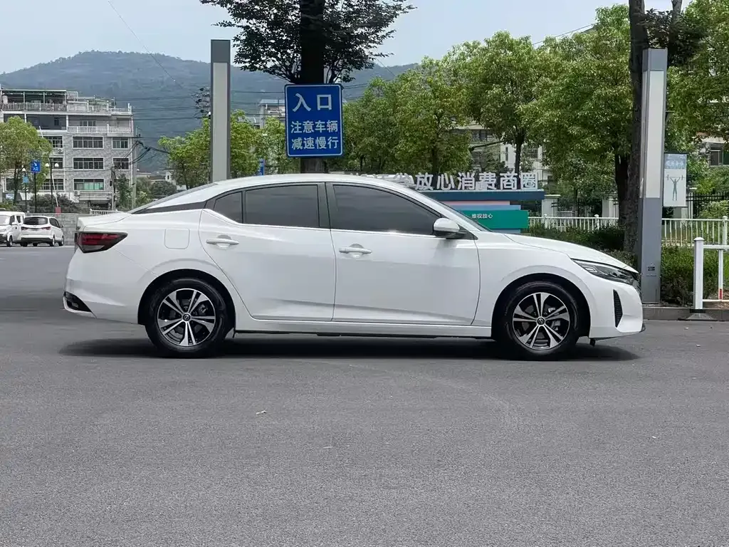 Nissan Sylphy — фото 10