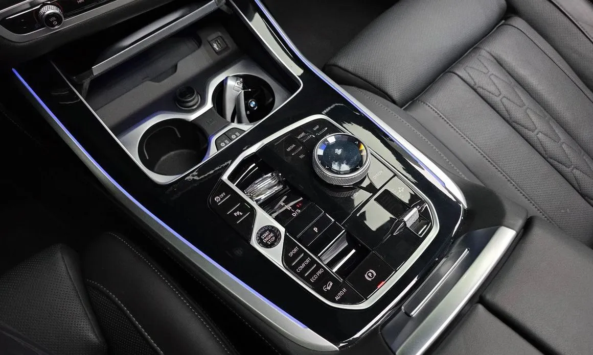 BMW X7 — фото 8