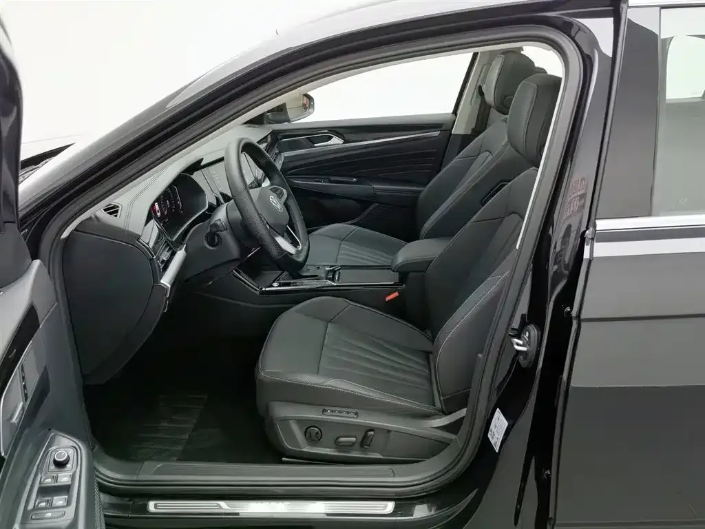 Volkswagen Passat — фото 8