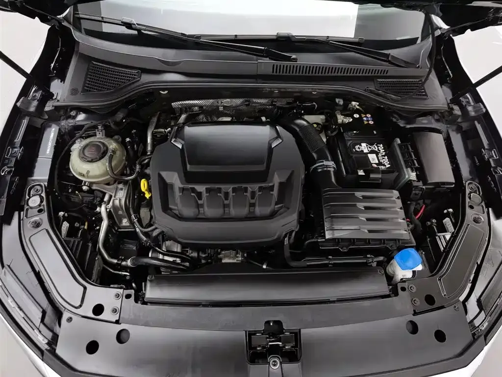 Volkswagen Passat — фото 10