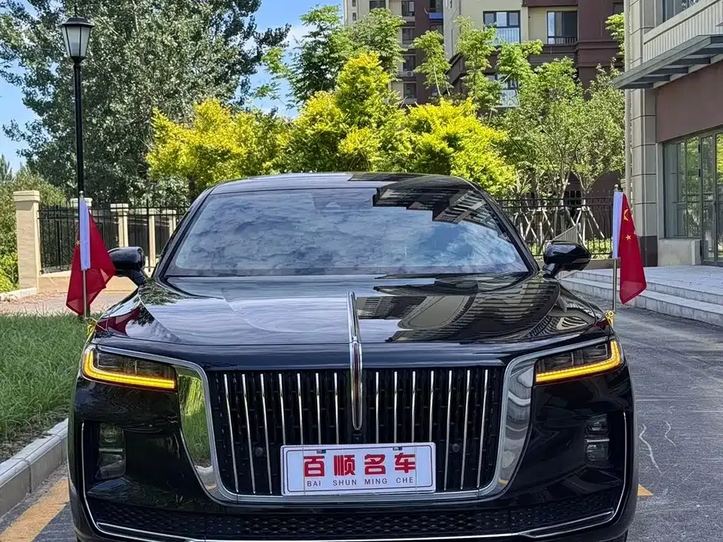 Hongqi H9 — фото 7