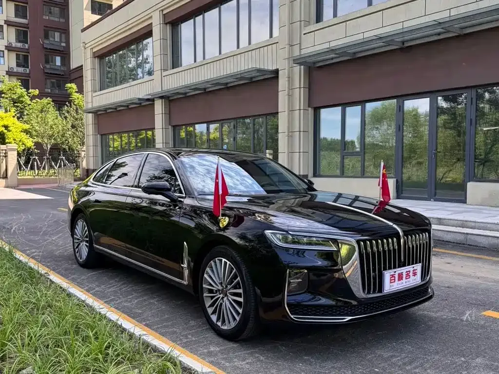 Hongqi H9 — фото 8