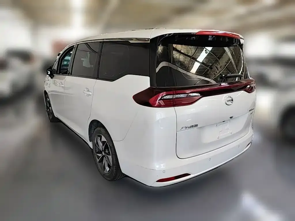GAC Motor Trumpchi M6 — фото 7
