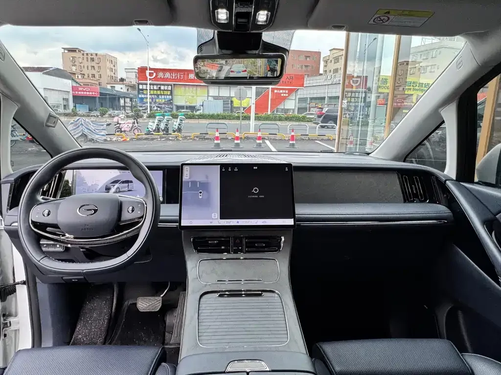 GAC Motor Trumpchi M8 — фото 2