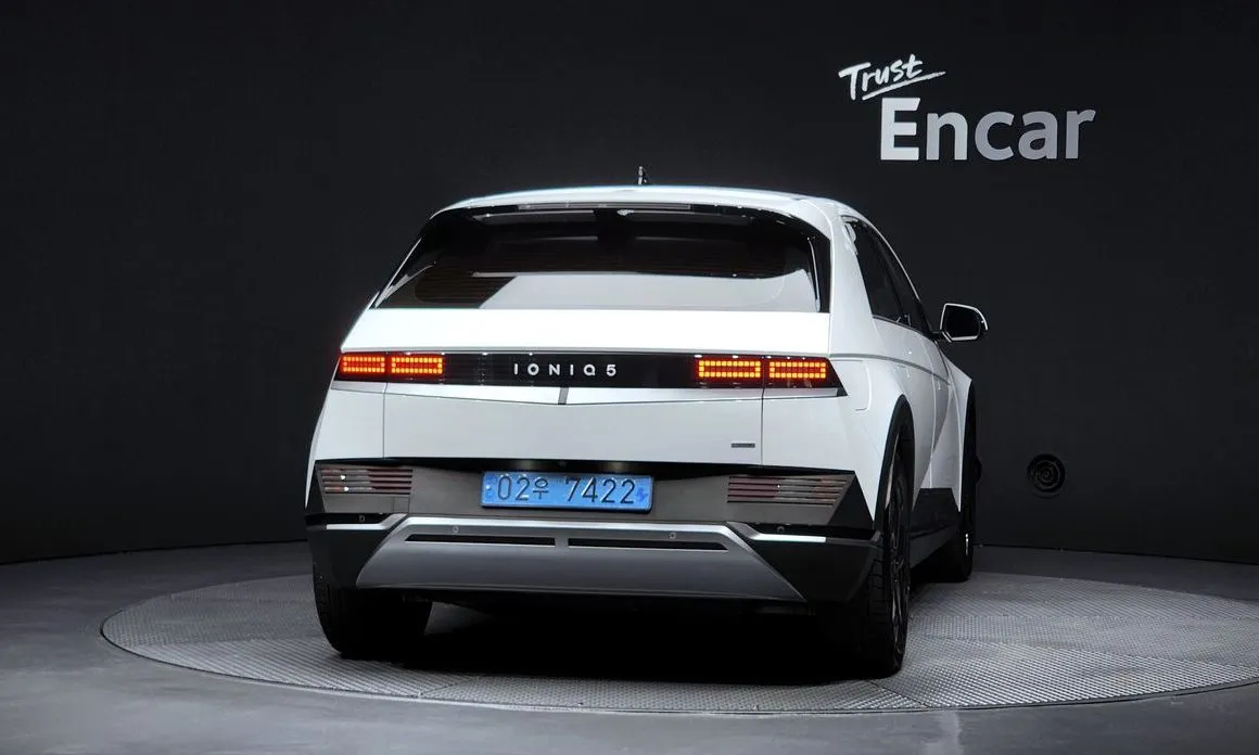 Hyundai Ioniq5 — фото 2