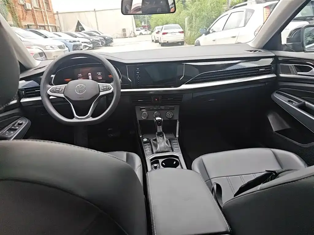 Volkswagen Passat — фото 7