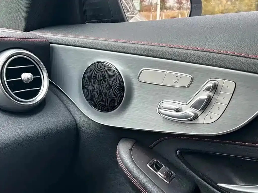 Mercedes-Benz C-Class (Import) — фото 7