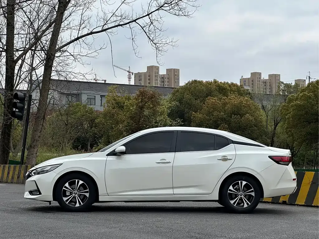 Nissan Sylphy — фото 9