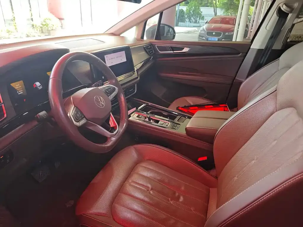 Volkswagen Viloran 2022 из CN, фото 6