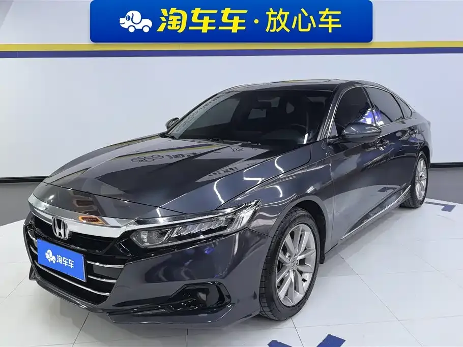 Honda Accord — фото 1