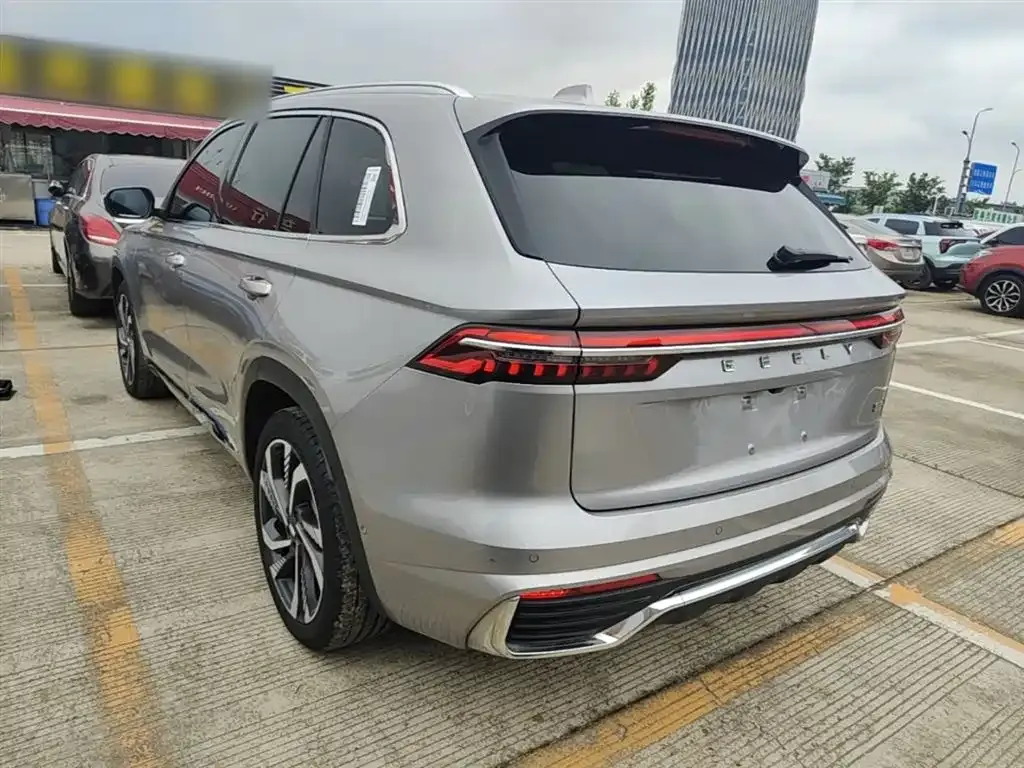 Geely Xingyue L — фото 3
