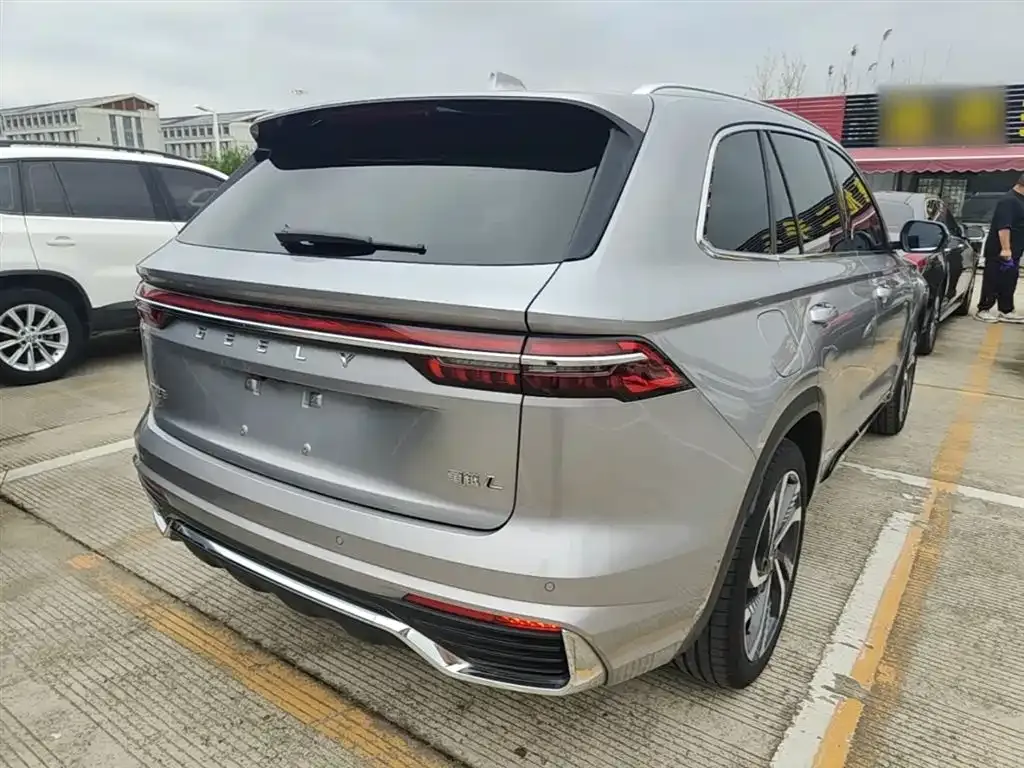 Geely Xingyue L — фото 6