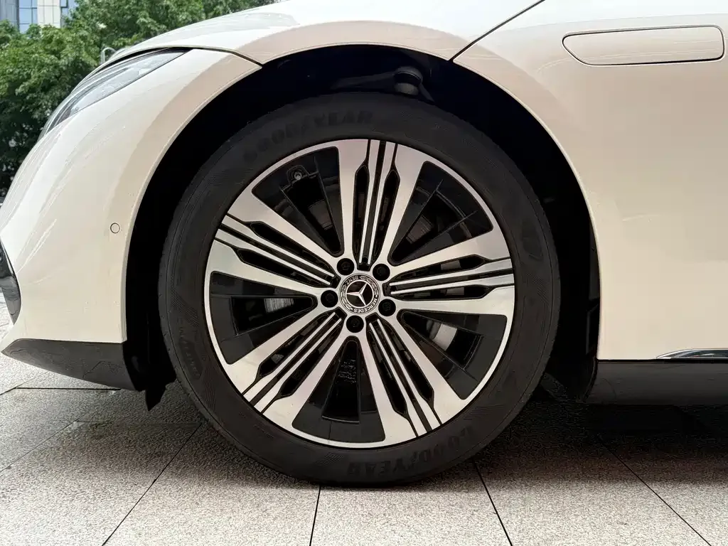 Mercedes-Benz EQS 2024 из CN, фото 8