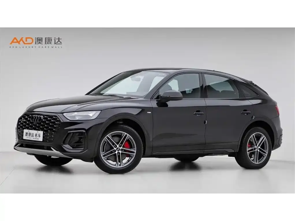 Audi Q5L Sportback — фото 1