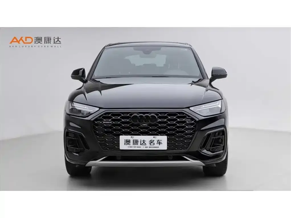 Audi Q5L Sportback — фото 9
