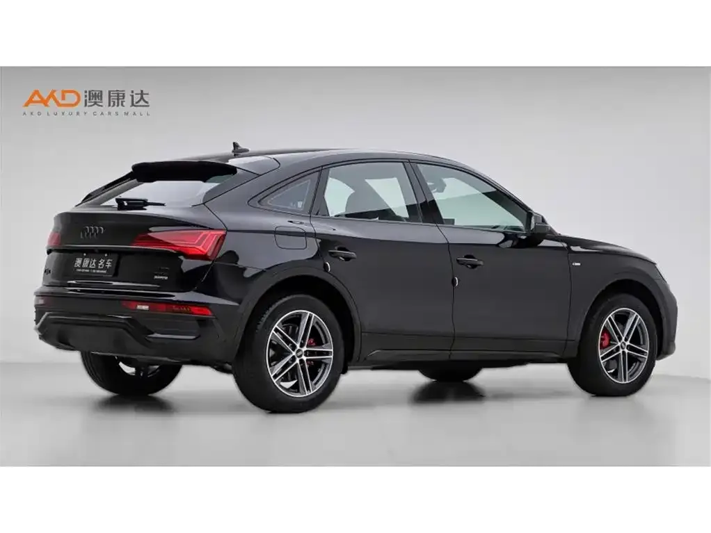 Audi Q5L Sportback — фото 4