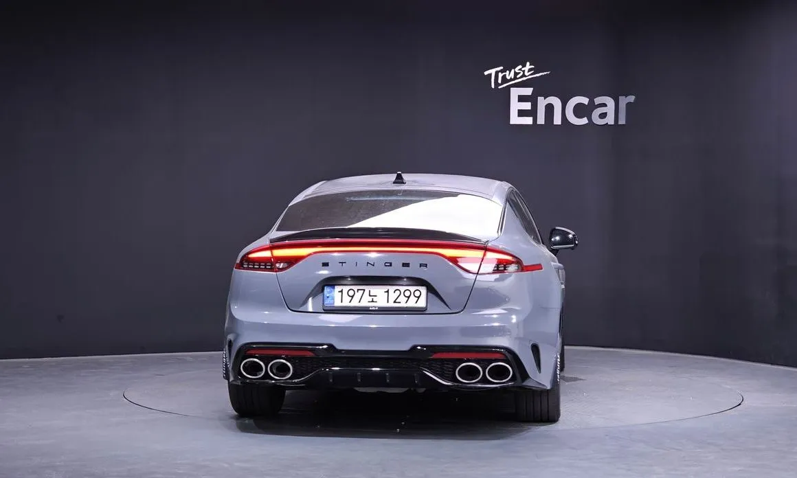 Kia Stinger 2023 из KR, фото 3