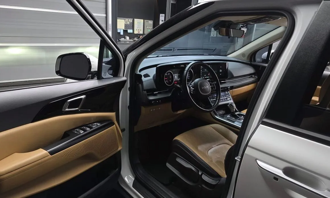 Kia Carnival 2023 из KR, фото 8