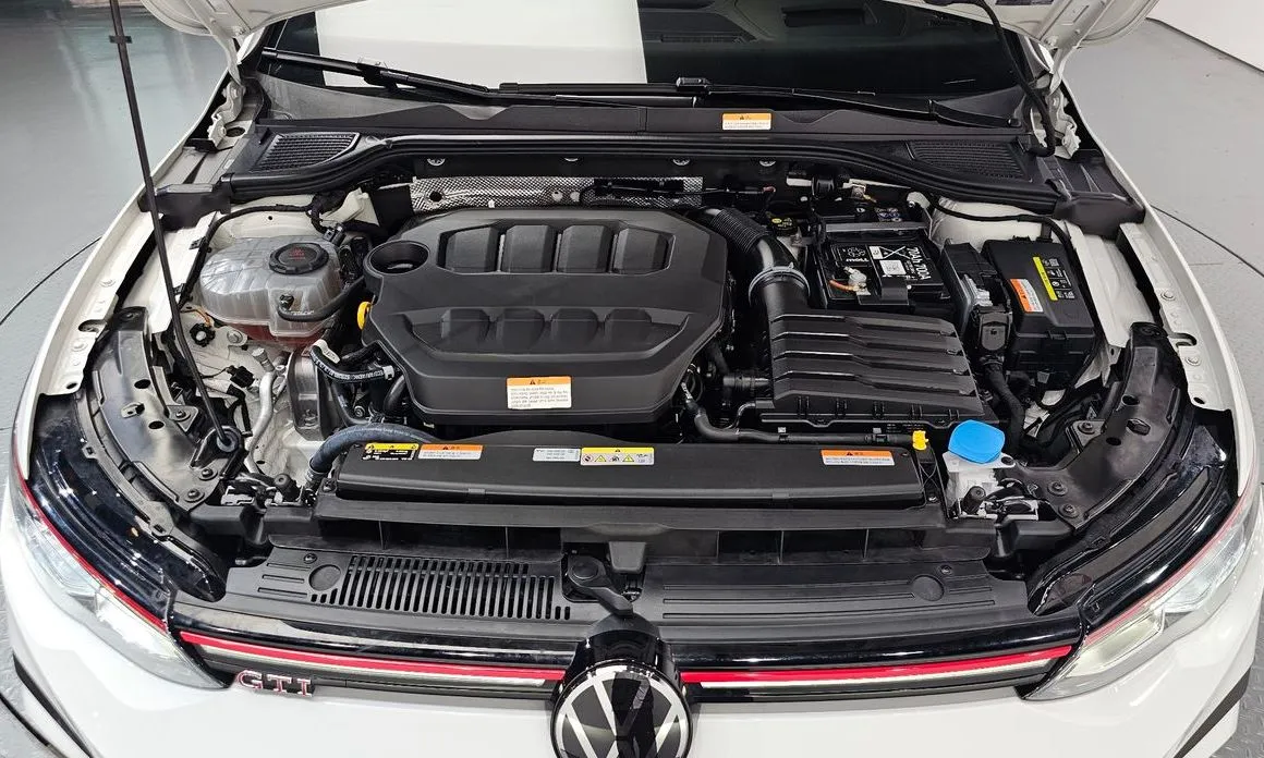 Volkswagen Golf 2024 из KR, фото 10