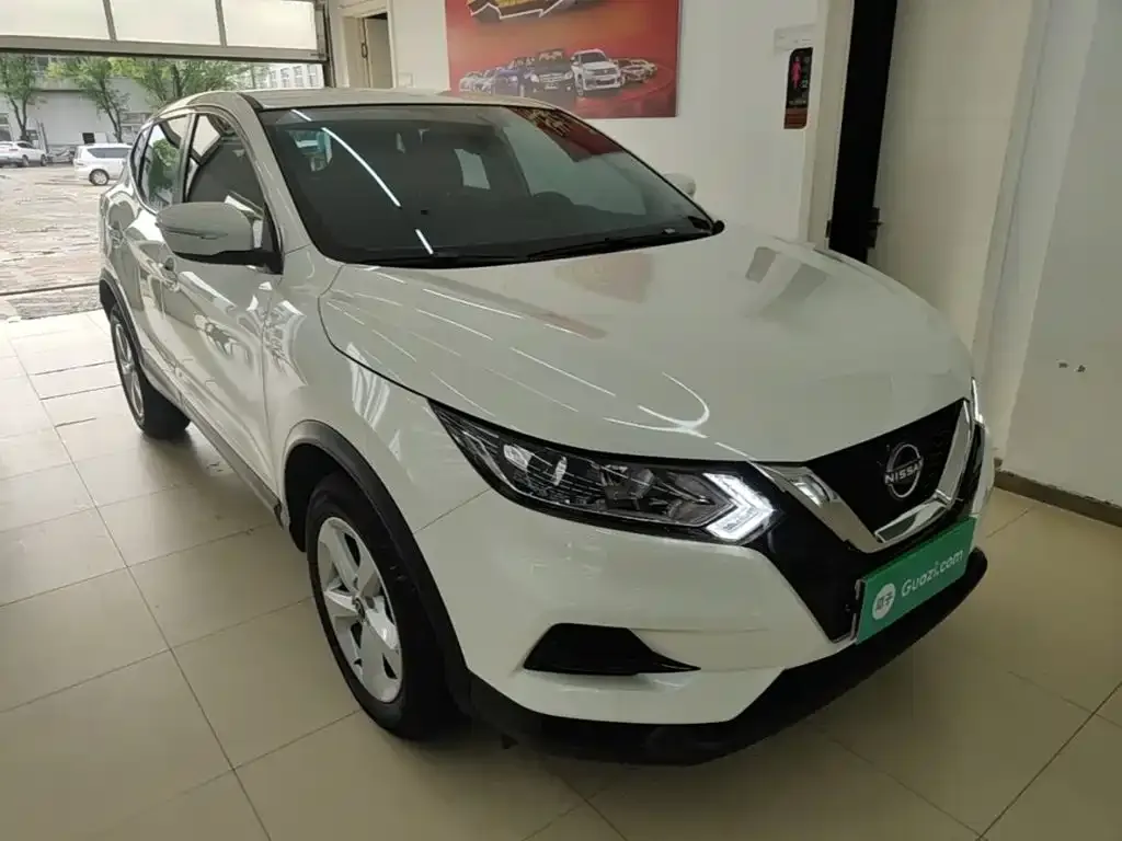 Nissan Qashqai — фото 2