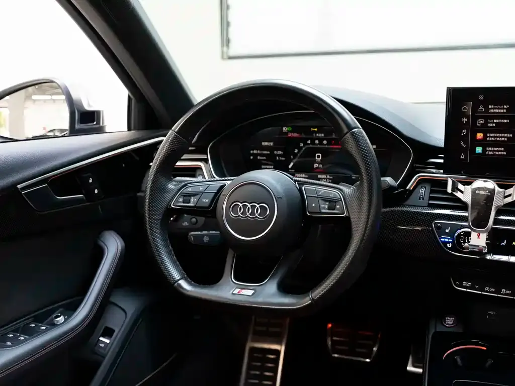 Audi S4 — фото 9