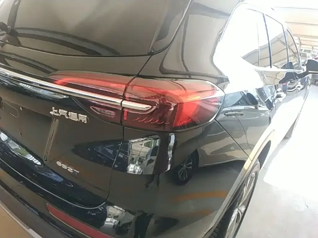 Buick Envision Plus — фото 3