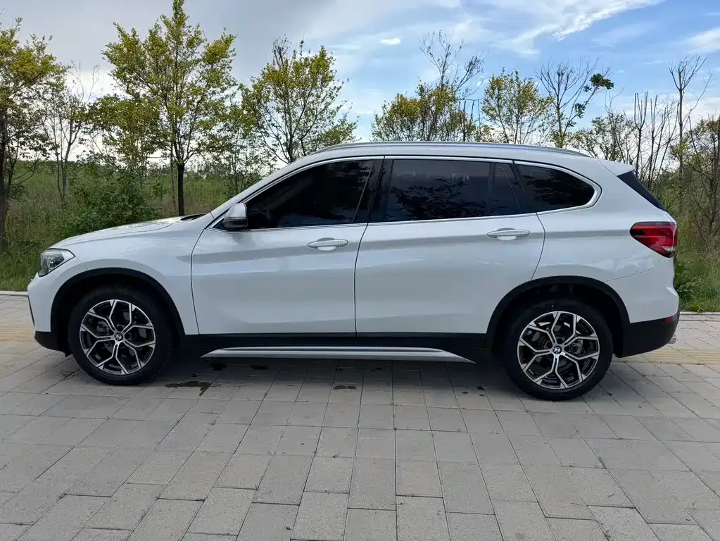 BMW X1 — фото 7