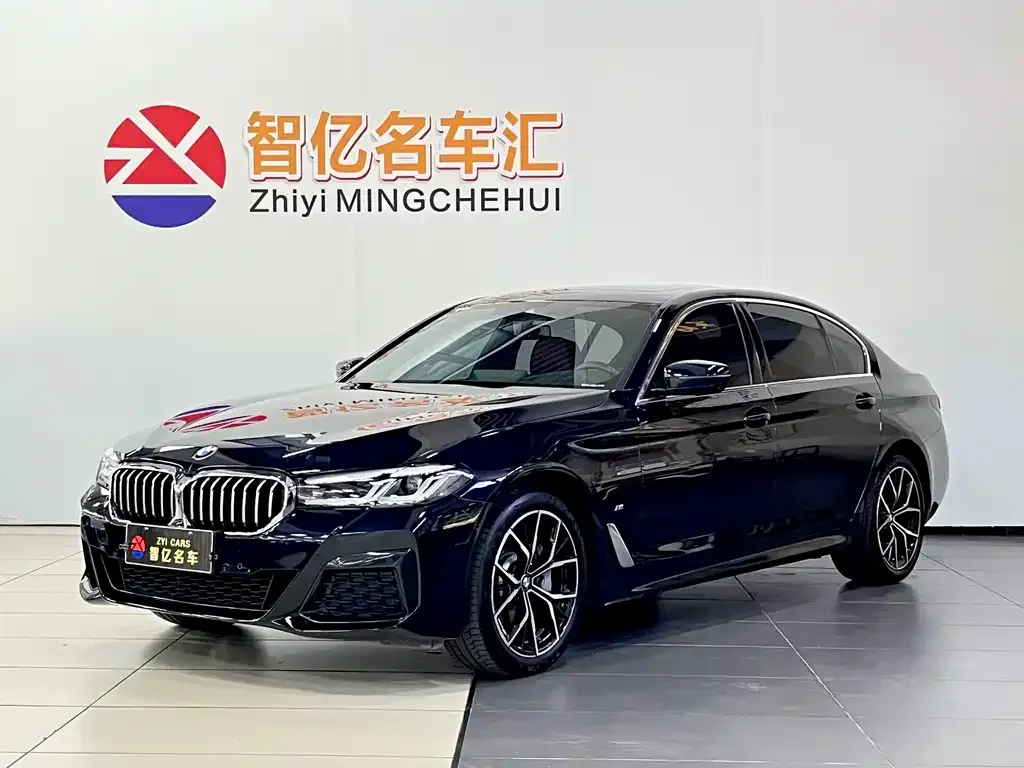 BMW 5 Series — фото 1
