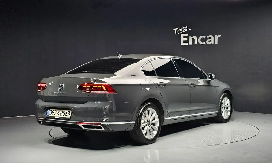 Volkswagen Passat 2021 из KR, фото 4