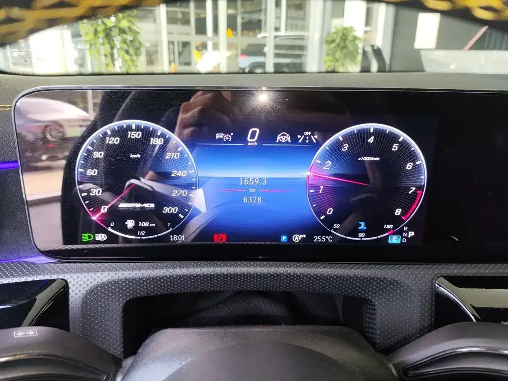 Mercedes-Benz CLA AMG — фото 9