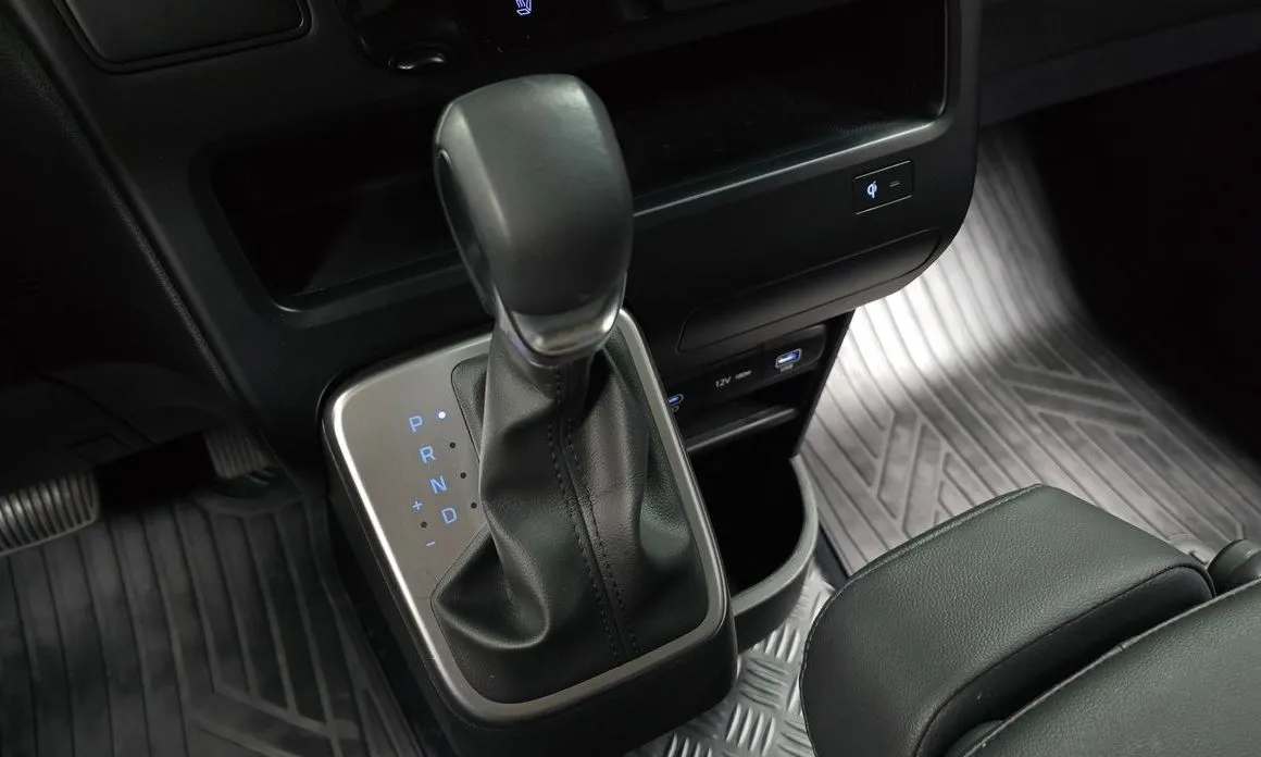 Hyundai Staria 2025 из KR, фото 2