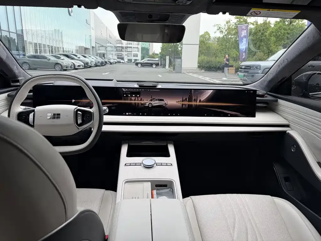 Geely Galaxy E8 2025 из CN, фото 4