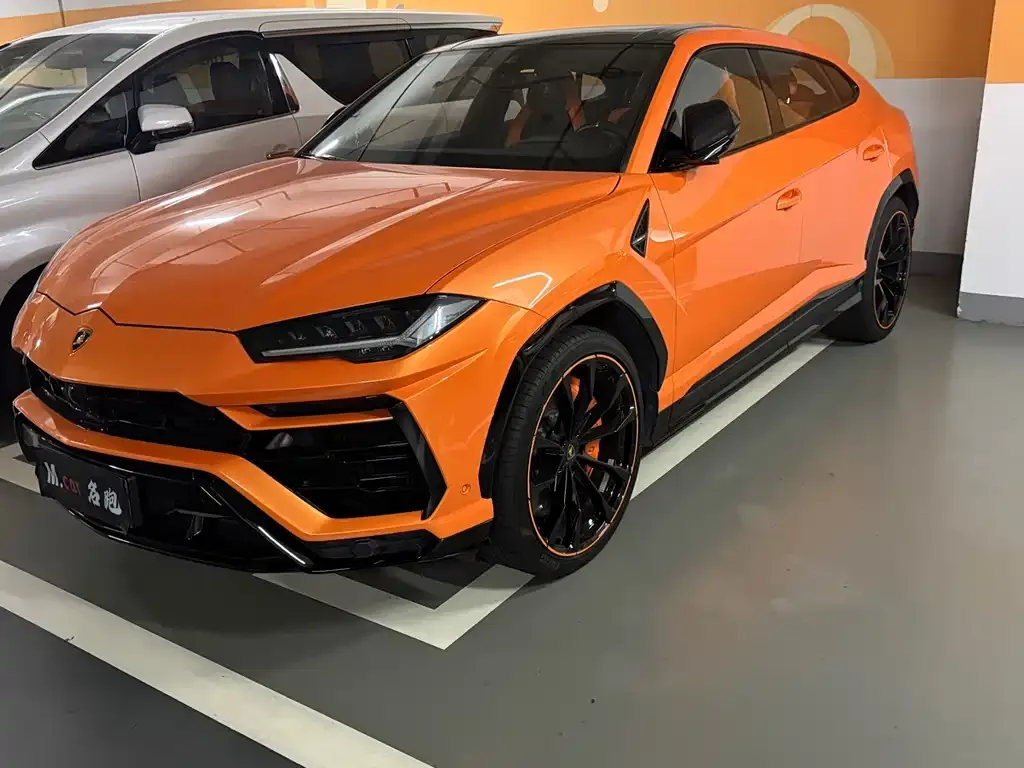 Lamborghini Urus — фото 6