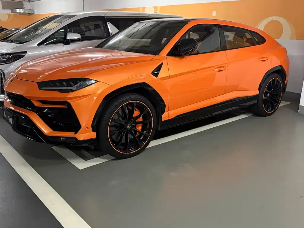 Lamborghini Urus — фото 3