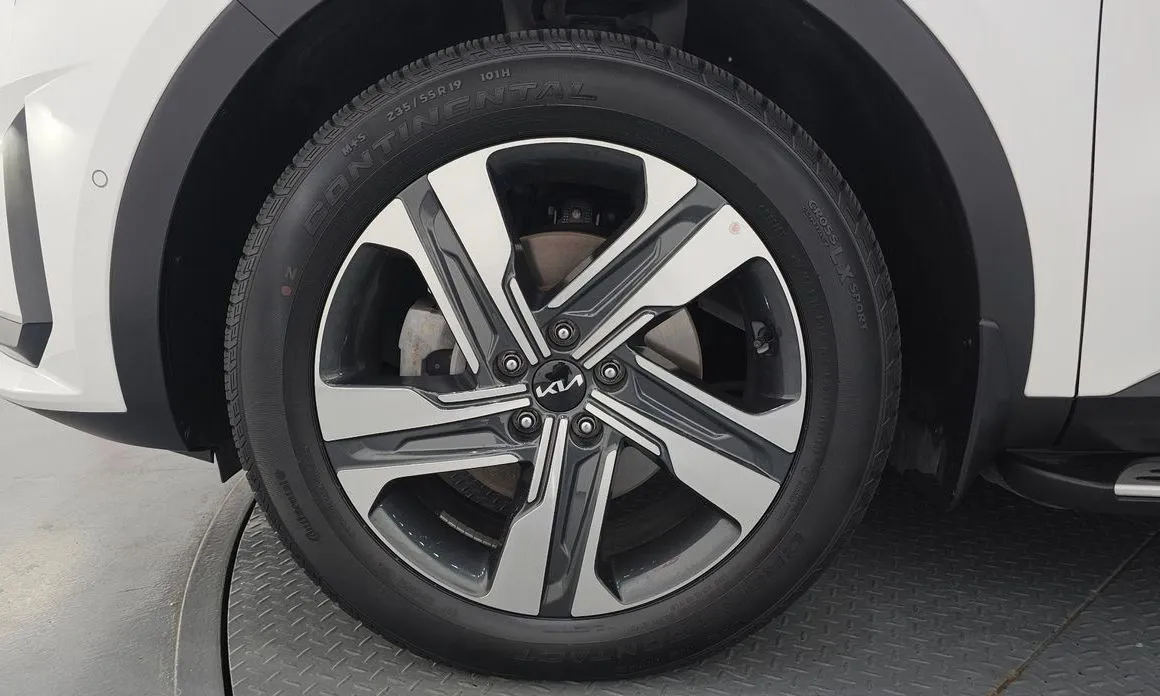 Kia Sorento 2023 из KR, фото 3