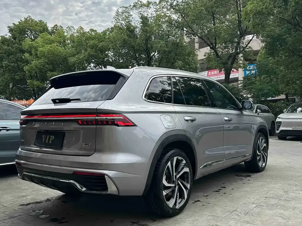 Geely Xingyue L — фото 4