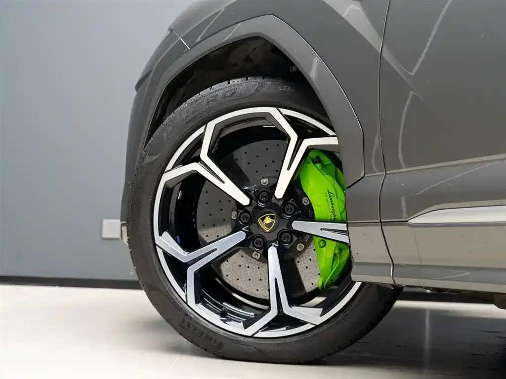 Lamborghini Urus 2021 из CN, фото 6