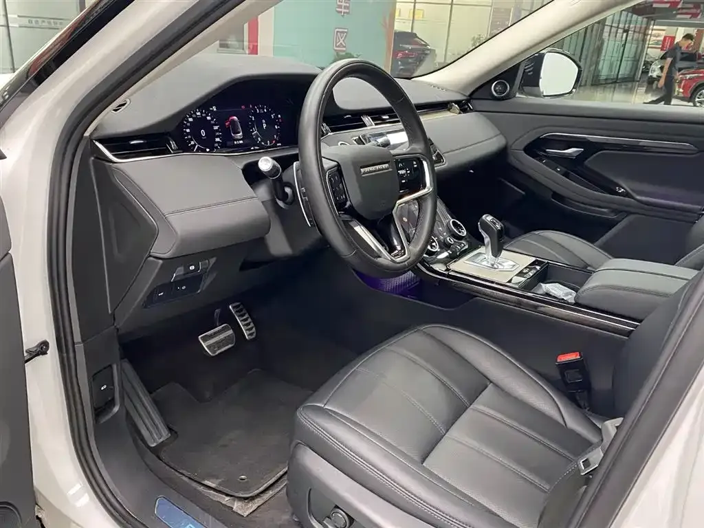 Land Rover Evoque — фото 9