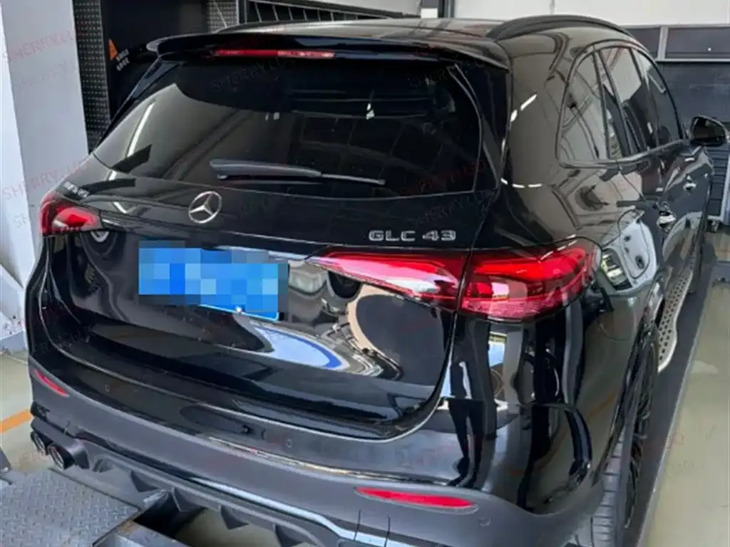 Mercedes-Benz GLC AMG — фото 9