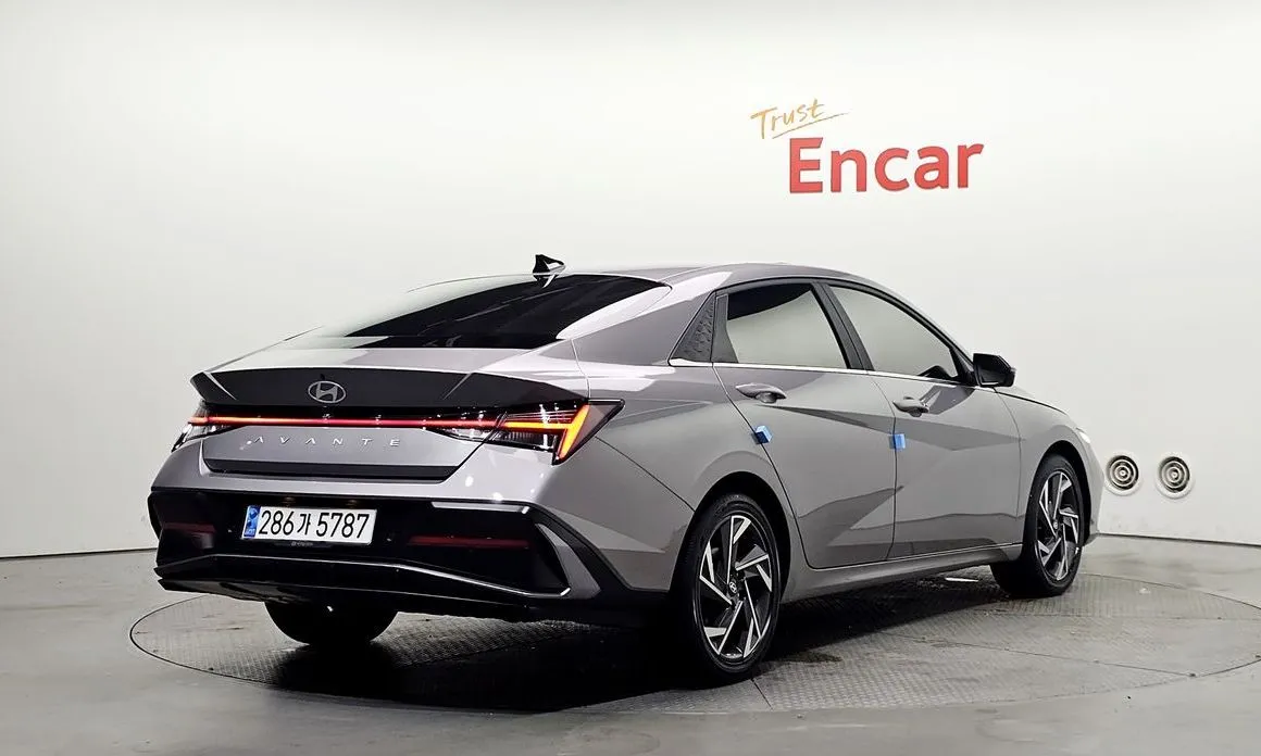 Hyundai AVANTE — фото 9