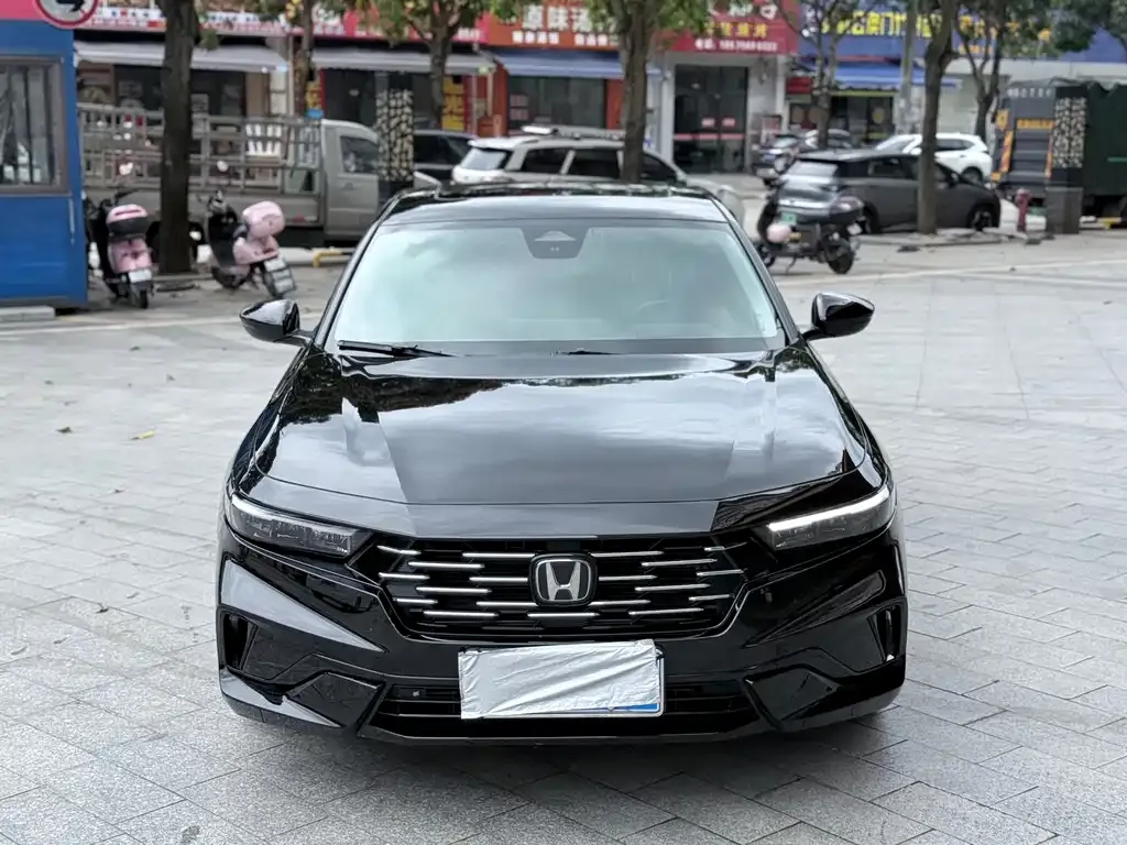 Honda Accord — фото 4