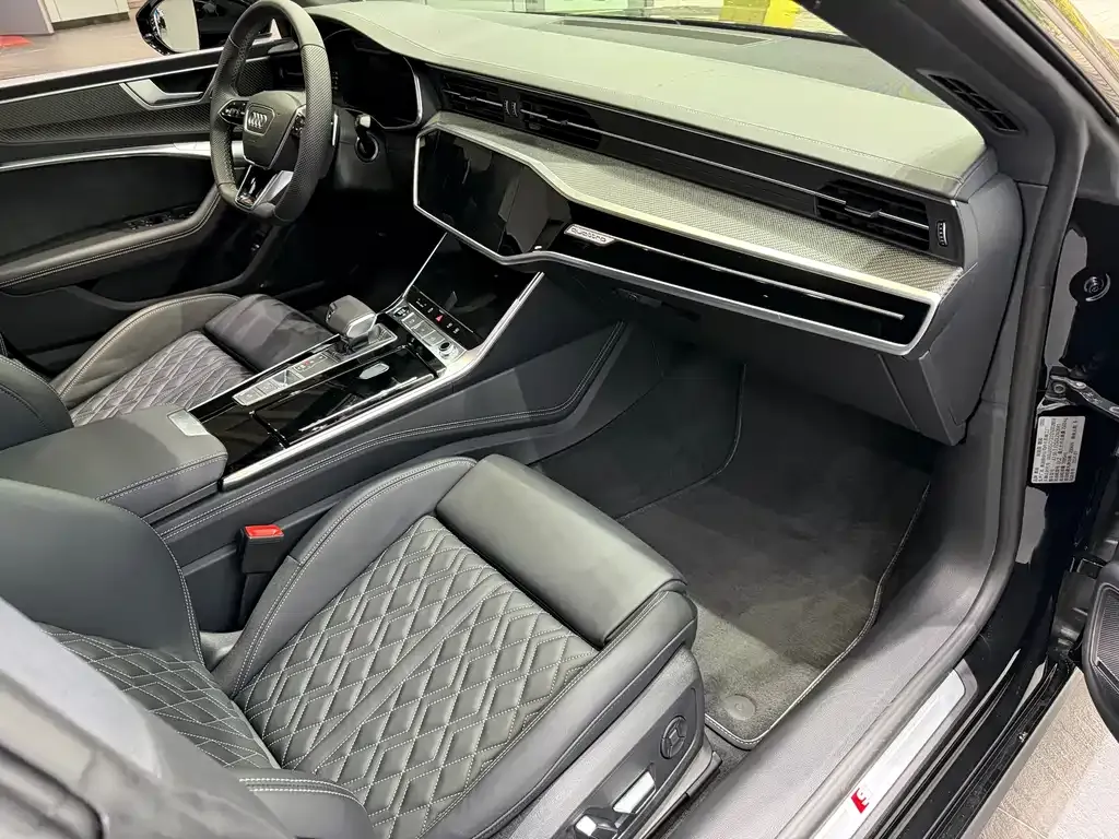 Audi A7 — фото 10