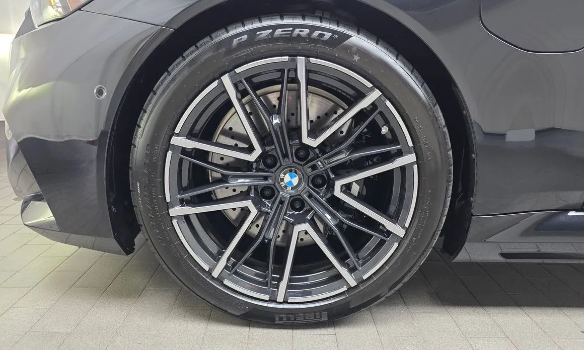 BMW M5 2026 из KR, фото 7