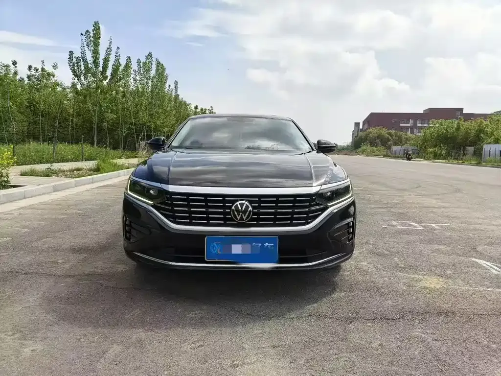 Volkswagen Passat — фото 6