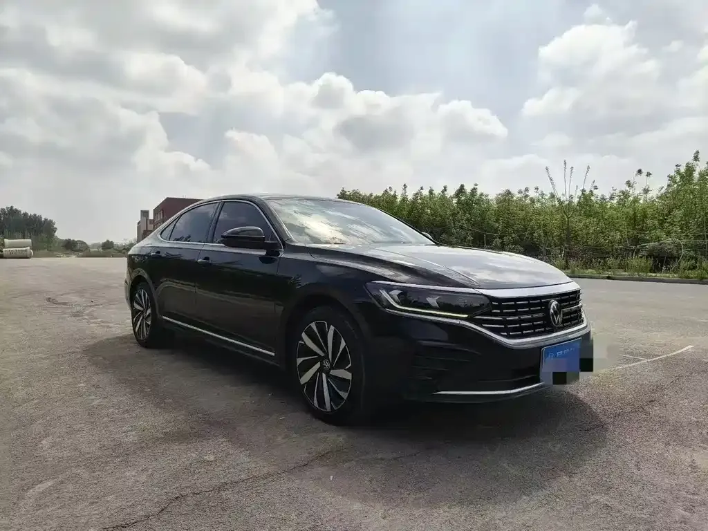 Volkswagen Passat — фото 2
