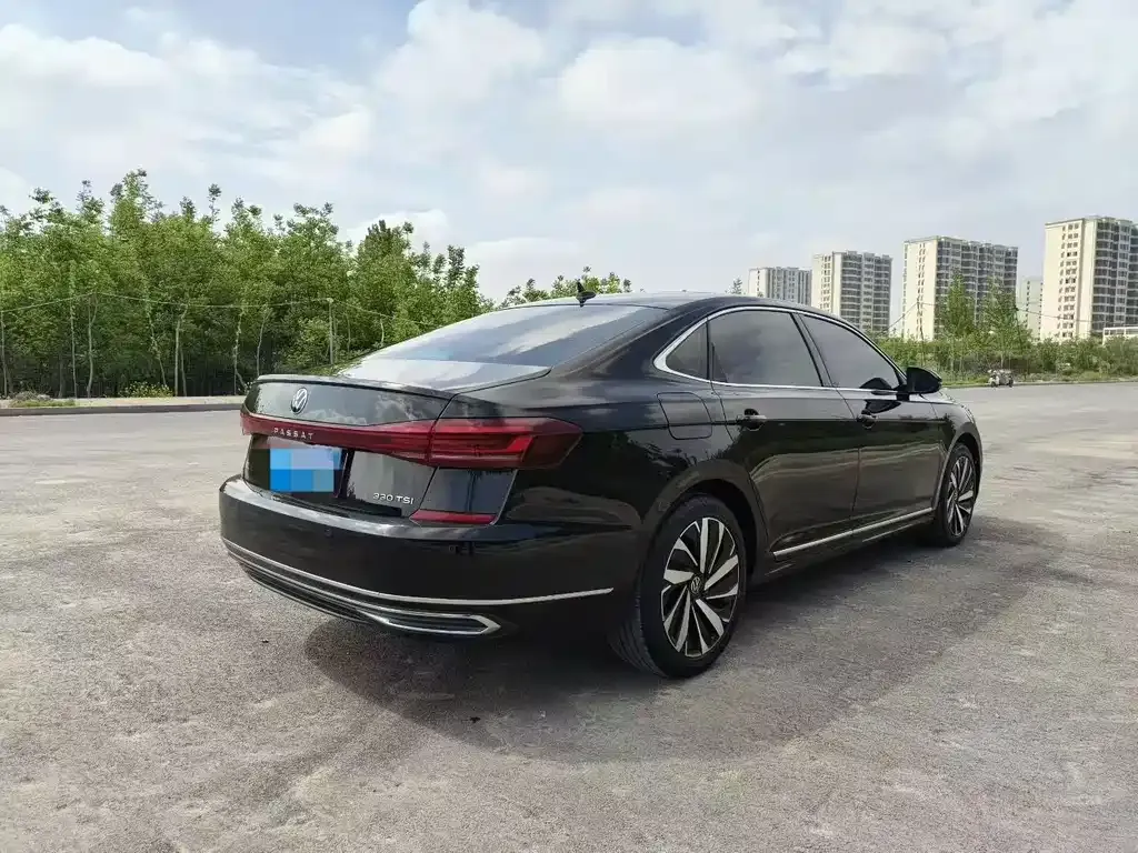 Volkswagen Passat — фото 3