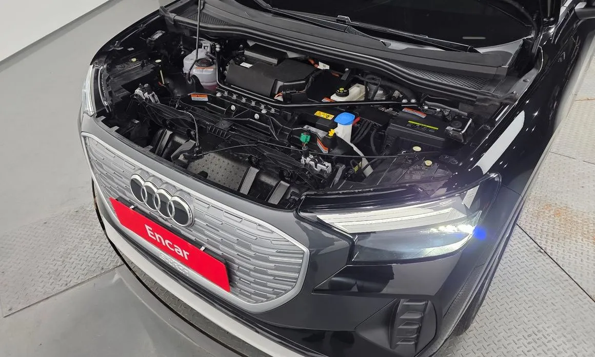 Audi Q4 e-tron 2023 из KR, фото 7